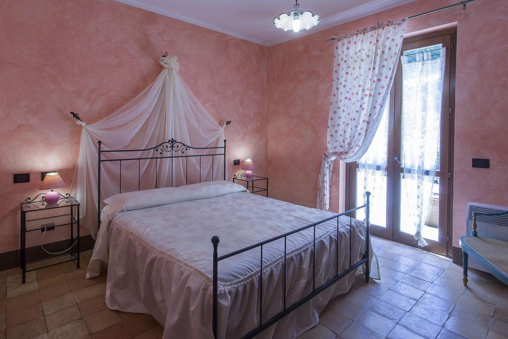 Agriturismo La Gismonda Браччано Номер фото
